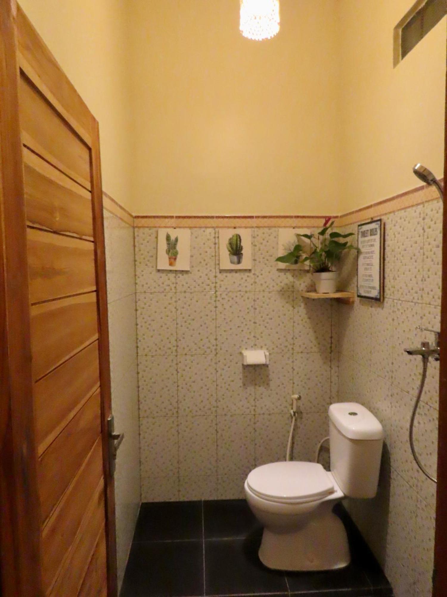 Blue Waves Balangan Homestay Улувату Экстерьер фото